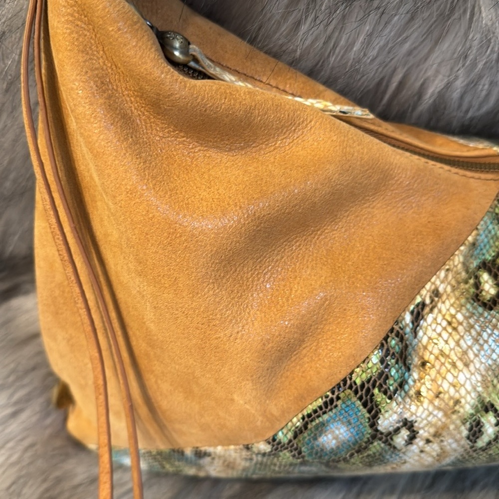 HOBO Elegant Tan and Snake Print Leather Hobo Bag - Picture 14 of 15